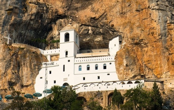 Religious tour - Monastery Ostrog, Zdrebaonik, Dajbabe