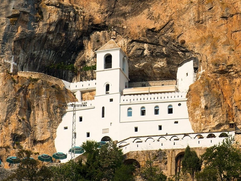 Vjerska tura – Manastiri Ostrog, Ždrebaonik, Dajbabe